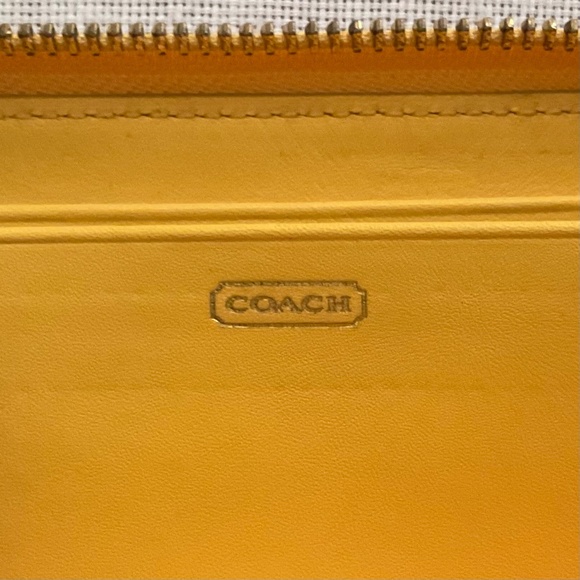 NEW Coach Accordion Embossed Snakeskin Yellow Leather Zip Wallet NWOT - Picture 9 of 15